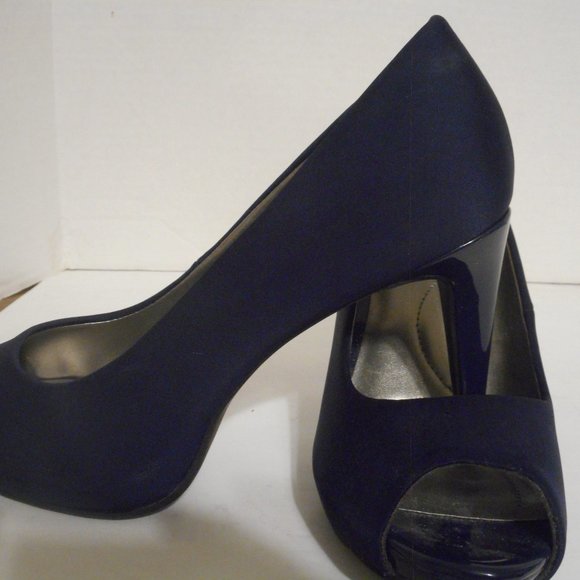LADIES BANDLINO NAVY OPEN TOED HIGH HEEL SHOES-SZ. 7- 1/2M - Picture 2 of 8